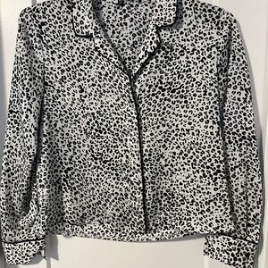 Dynamite Black and White Long Sleeve Buttoned Blouse